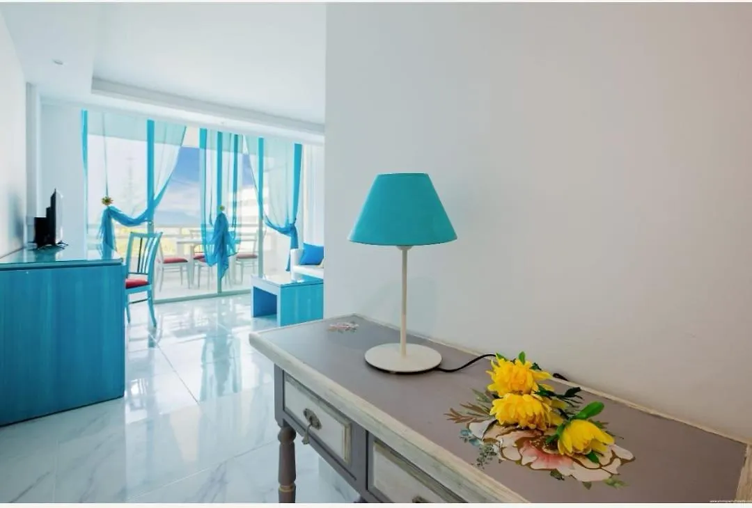 New Sea& Sun Ponderosa Apartment, In Costa Adeje Playa de las Américas Daire
